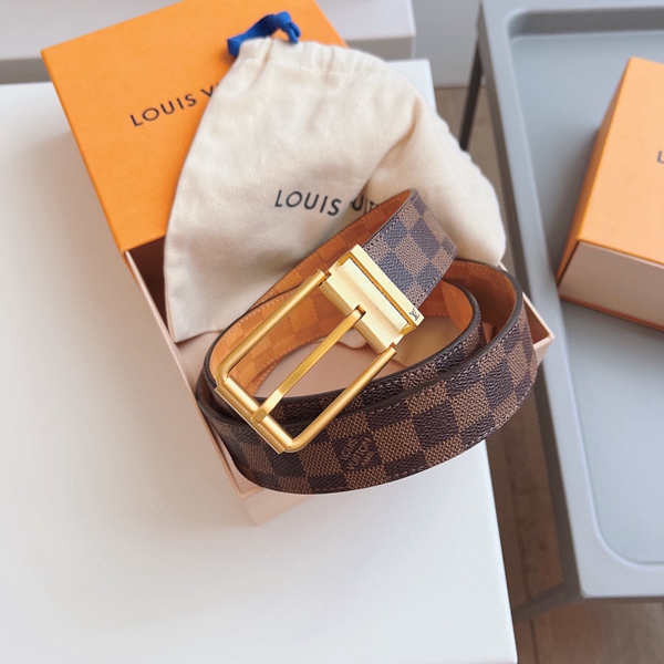 ルイヴィトンベルト素材ディテール